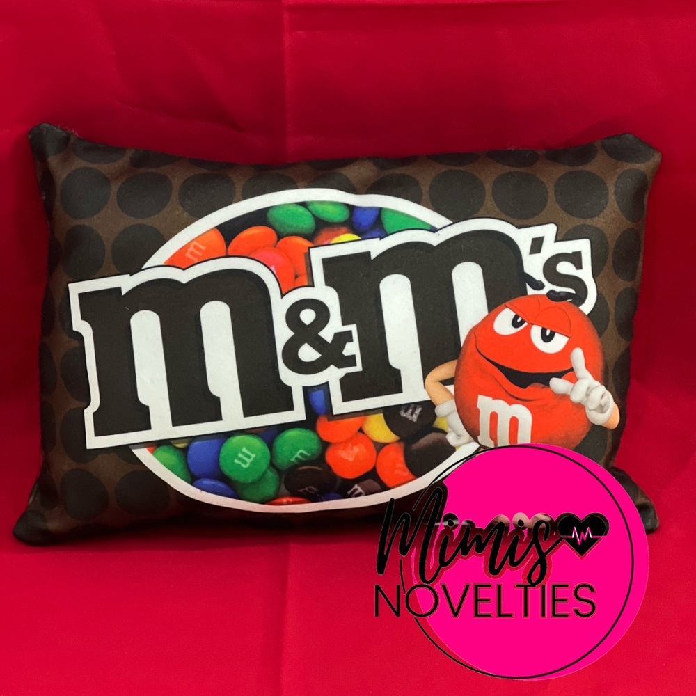 M&M chocolate pillow